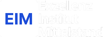 Weißes Logo von Exzellenz Institut Mittelstand